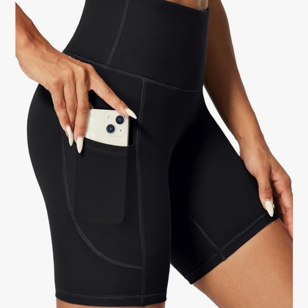 New Women's High-Waisted Biker Shorts with Pockets